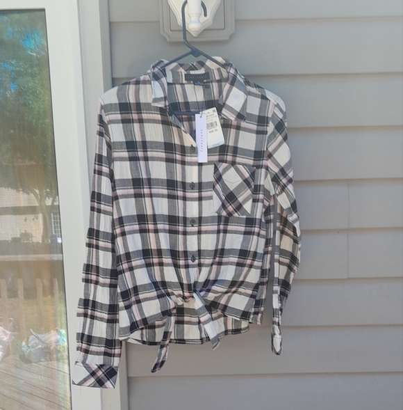 Sanctuary Boyfriend Plaid Button Down Shirt Size Medium - Picture 4 of 6